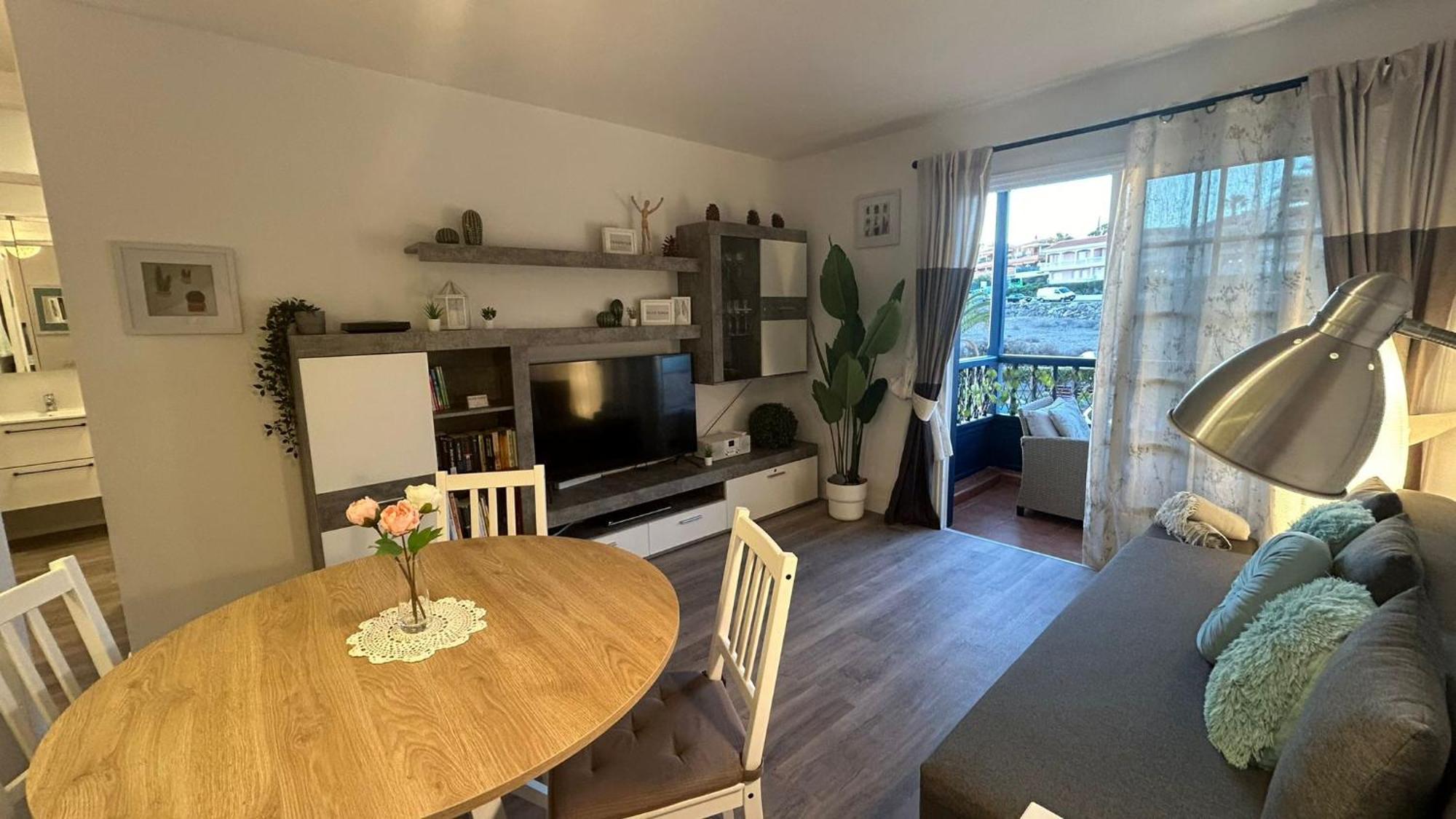 Huebsche Ferienwohnung Mit 2 Schlafzimmern, Pool Und Wlan, Strandnaehe Callao Salvaje Kültér fotó
